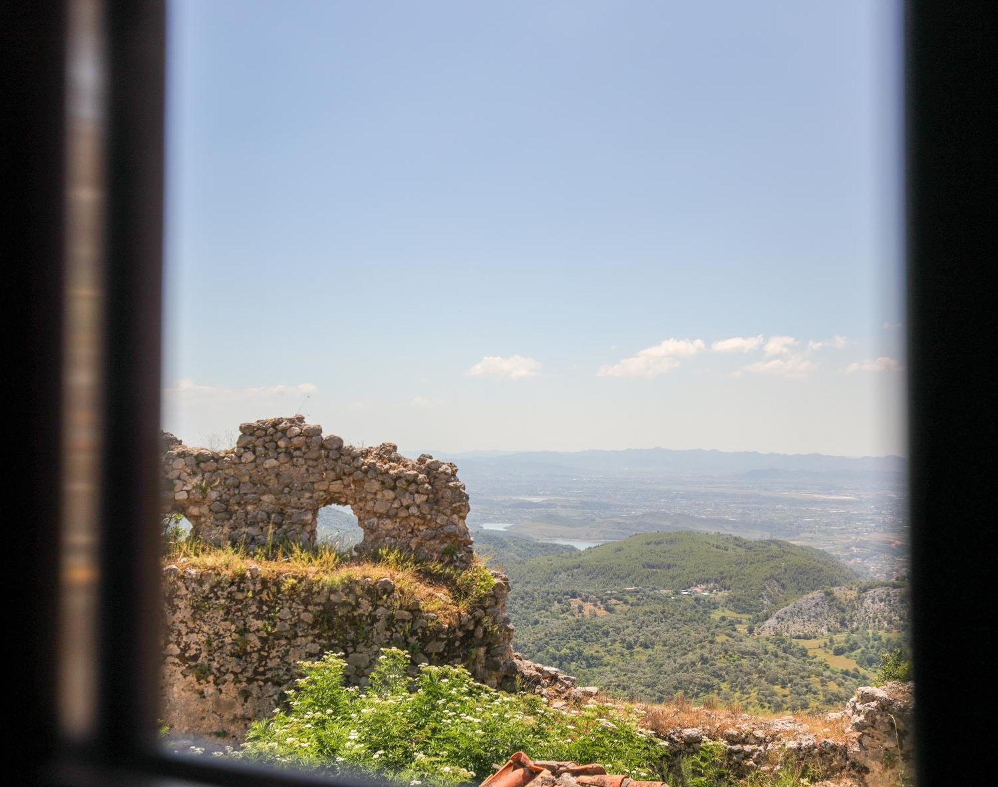 Hotel The House Of Dollma , Inside Kruja Castle Exterior foto