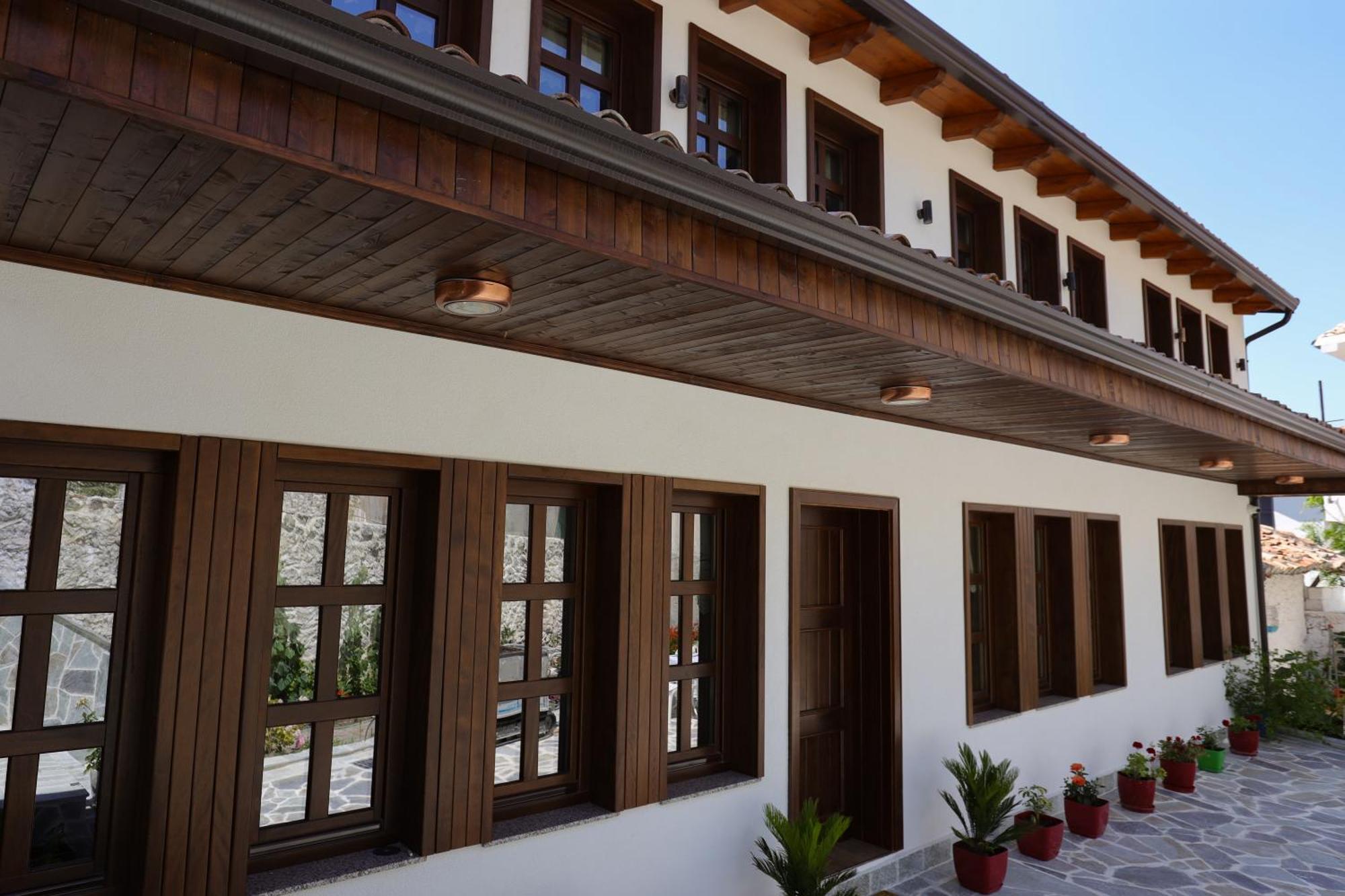 Hotel The House Of Dollma , Inside Kruja Castle Exterior foto